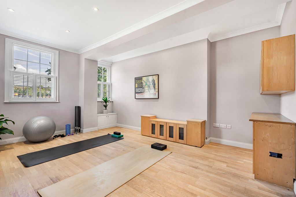 Additional image 25 of 5 bed semi-detached house for saleBarley Mow Road, Englefield Green, Egham, Surrey TW20