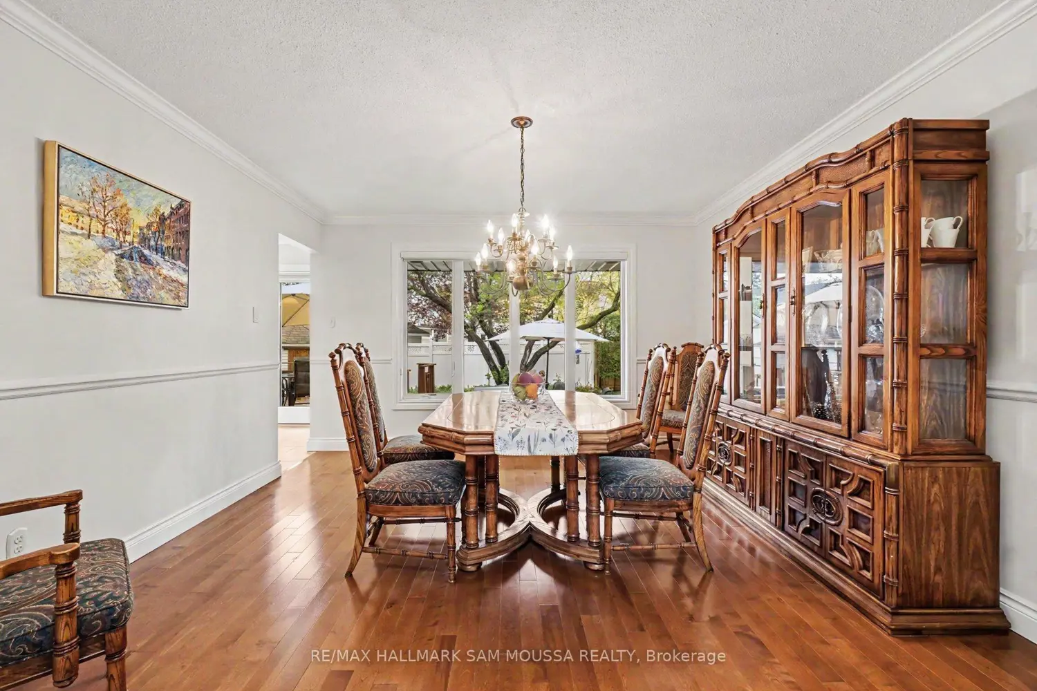 6115 Voyageur Drive photo 4
