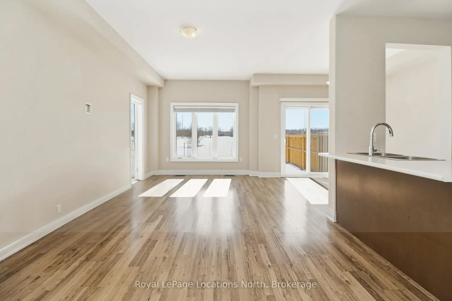 335 Atkinson Street photo 5