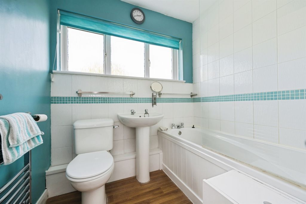 Additional image 14 of 3 bed semi-detached house for saleRoyston Avenue, Eastleigh SO50