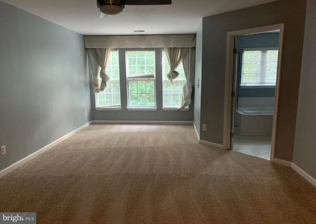 Additional image 6 of 13689 Saint Johns Wood Place, Herndon, VA 20171