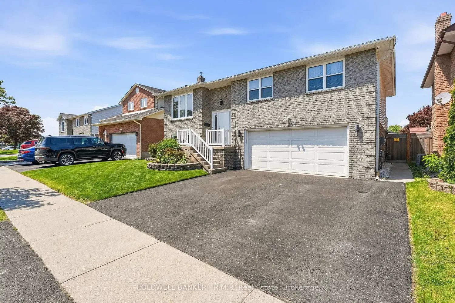 14 Glenabbey Drive photo 2