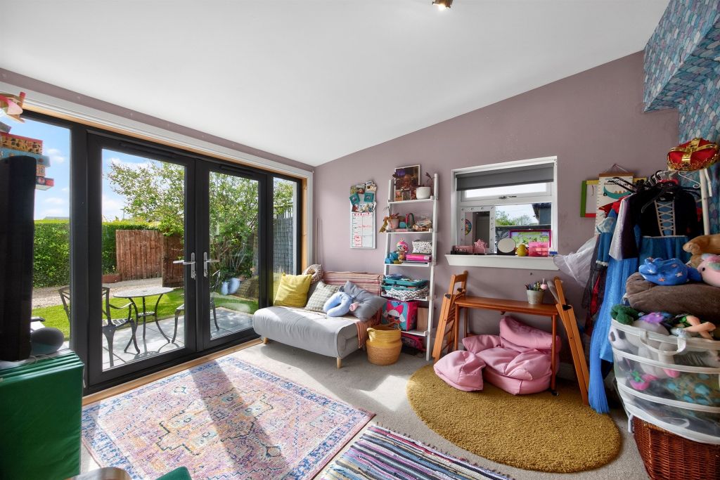 Additional image 16 of 4 bed semi-detached house for saleAlloa Road, Stirling FK9
