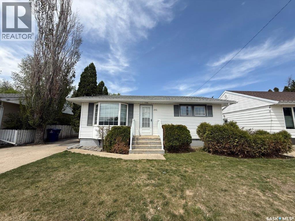 312 7th AVENUE W