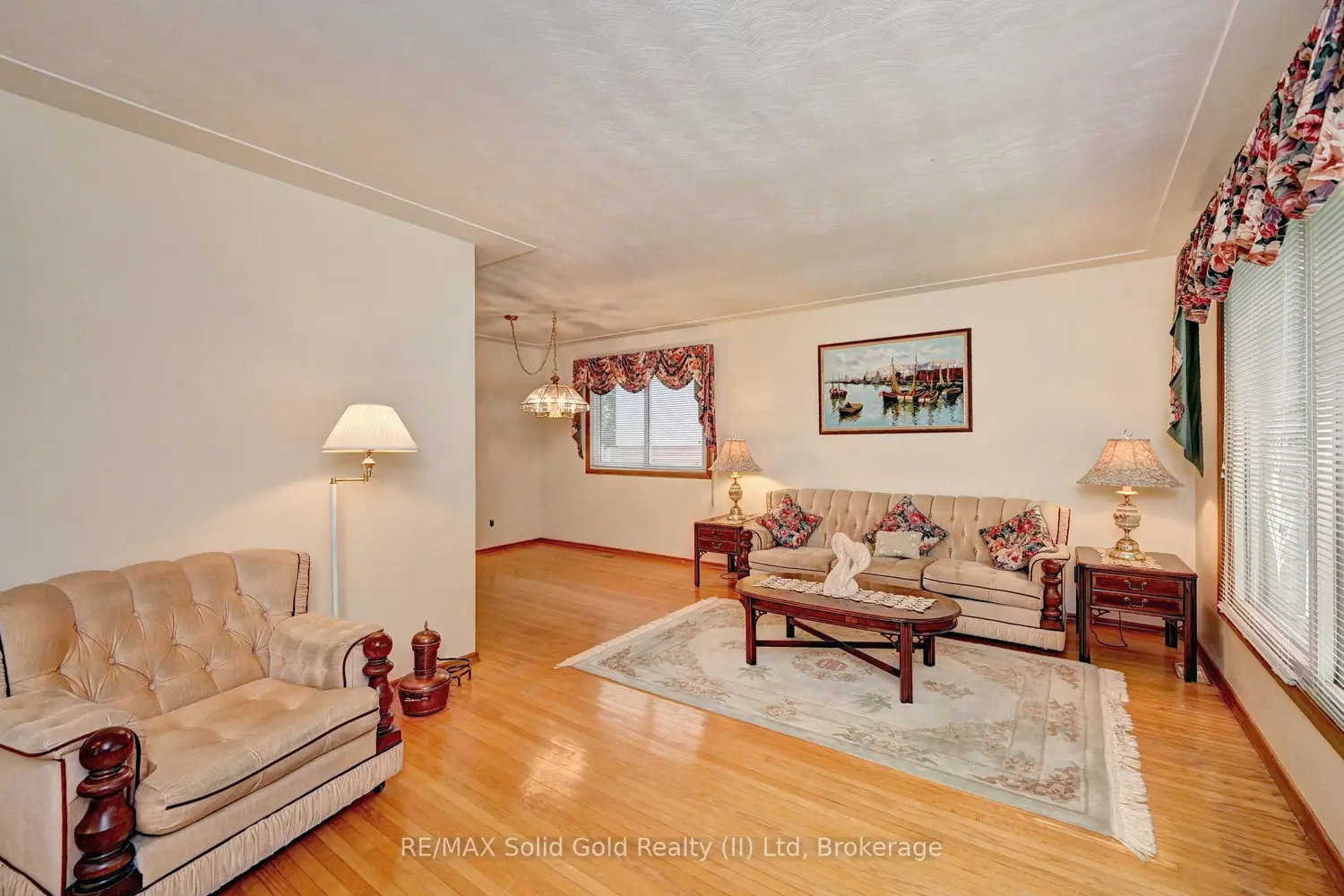 132 Forest Hill Drive photo 4