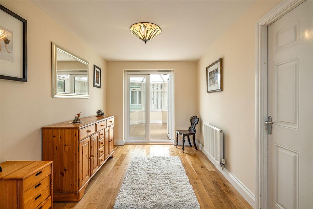 Additional image 5 of 5 bed detached house for sale21 The Beeches, Tweedbank, Galashiels TD1