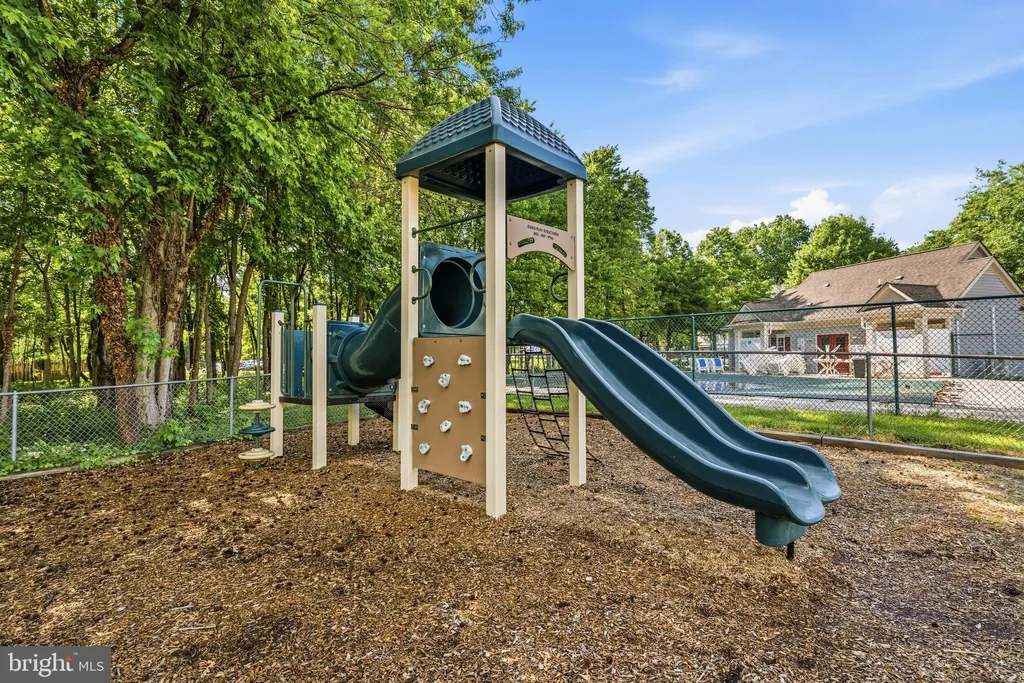 Additional image 26 of 7501 Calderon Court Unit 248, Alexandria, VA 22306