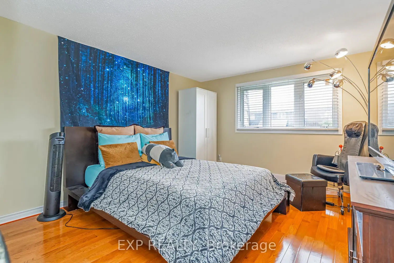 Additional image 6 of 2610 Draper Avenue 12