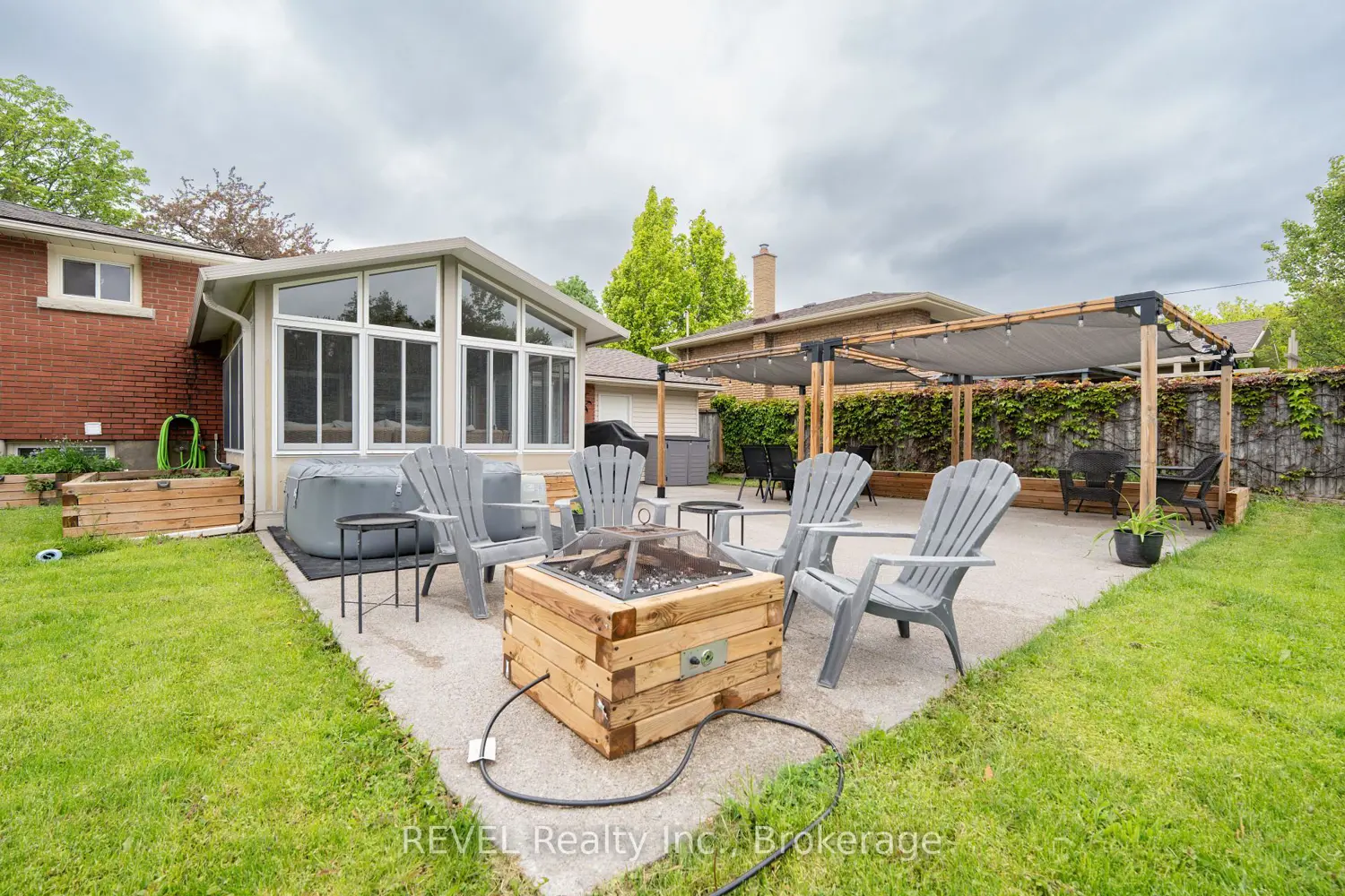 Additional image 18 of 4480 Queensway Gardens