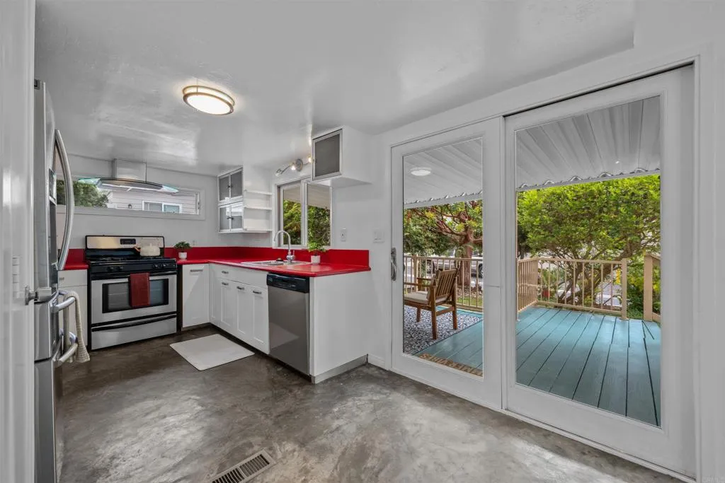 699 N Vulcan Ave Spc 133, Encinitas, CA 92024 photo 4