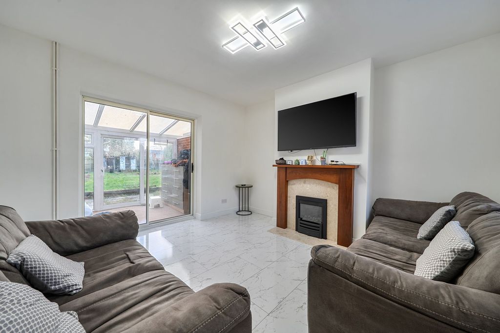 Additional image 3 of 3 bed semi-detached house for saleTwyford Road, Eastleigh SO50
