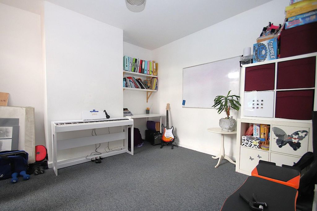 Additional image 3 of 3 bed semi-detached house for saleLeigh Road, Eastleigh SO50