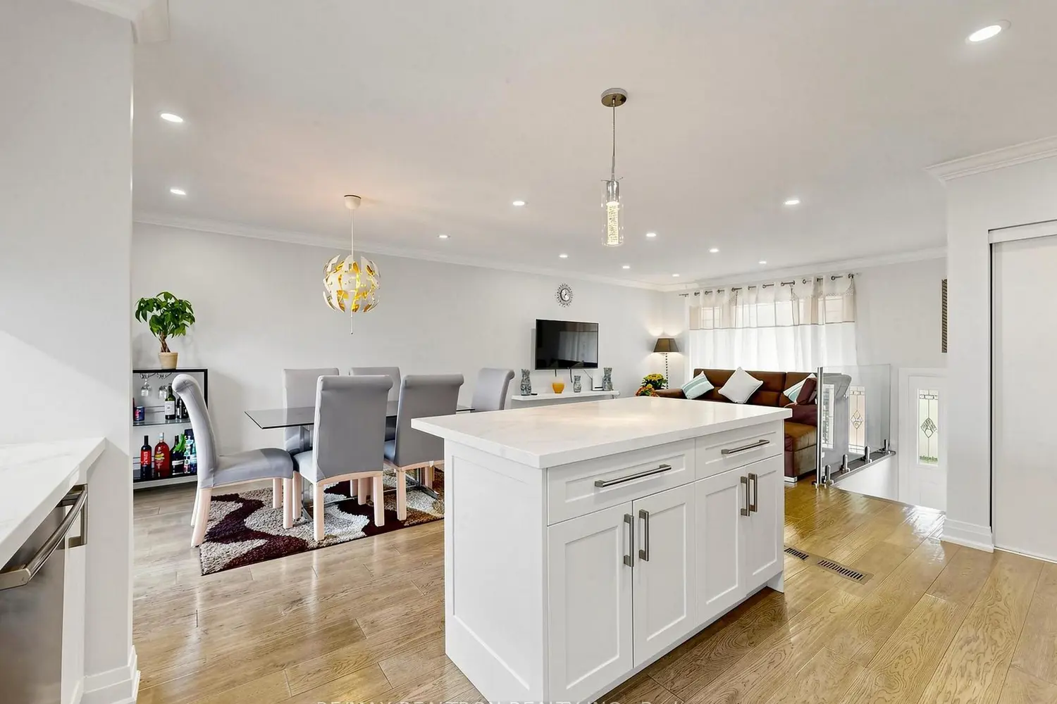 Additional image 9 of 56 Candlewood Crescent