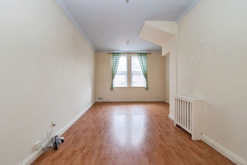 Additional image 4 of 2 bed flat for saleAcres Lane, Stalybridge, Greater Manchester SK15