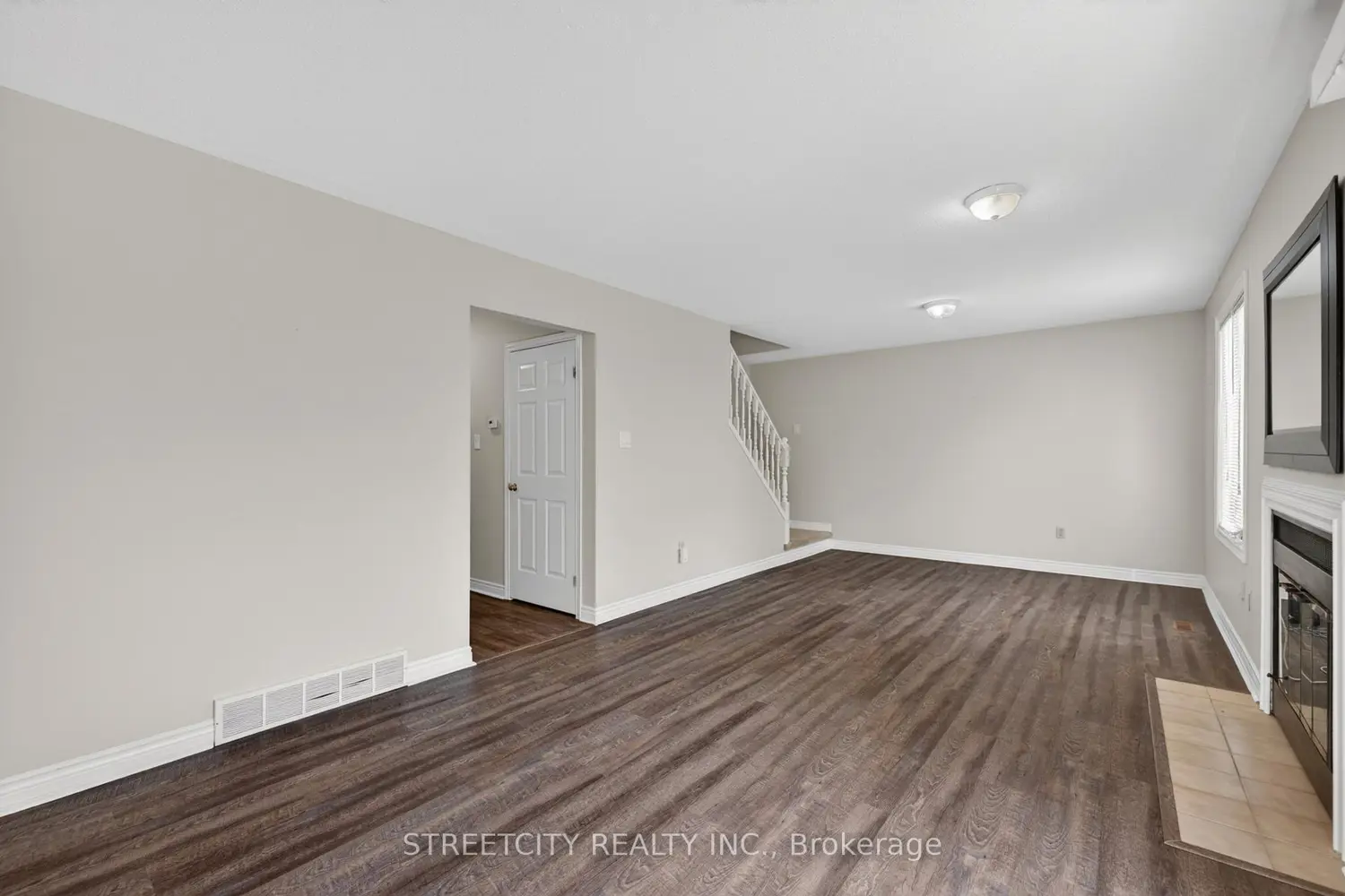 Additional image 7 of 308 Conway Drive 14