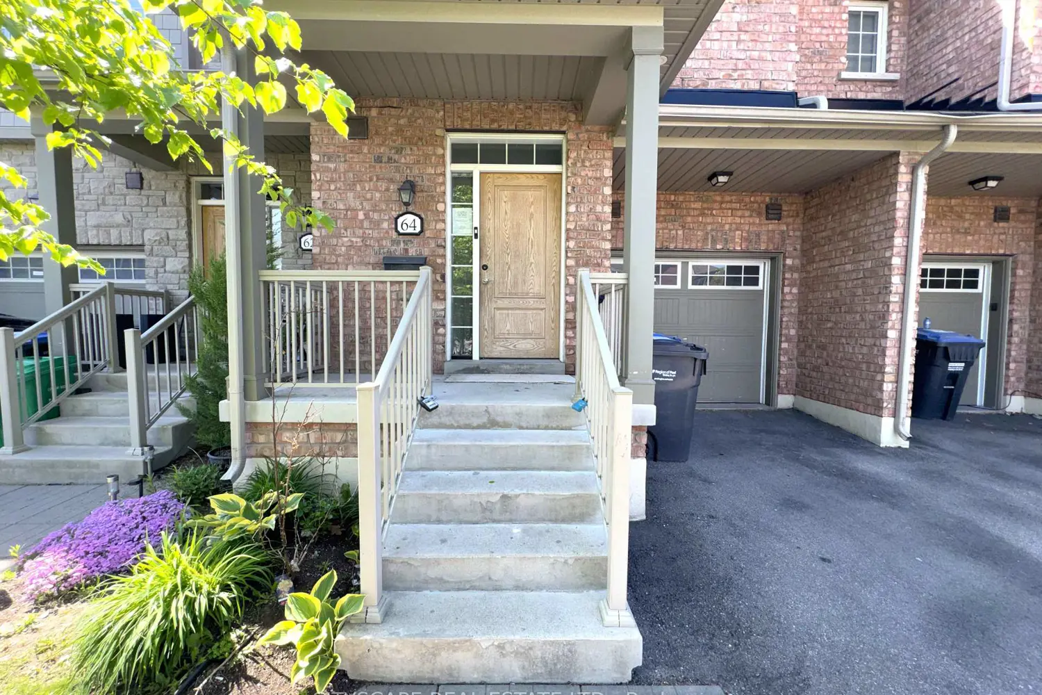 64 Honeyview Trail