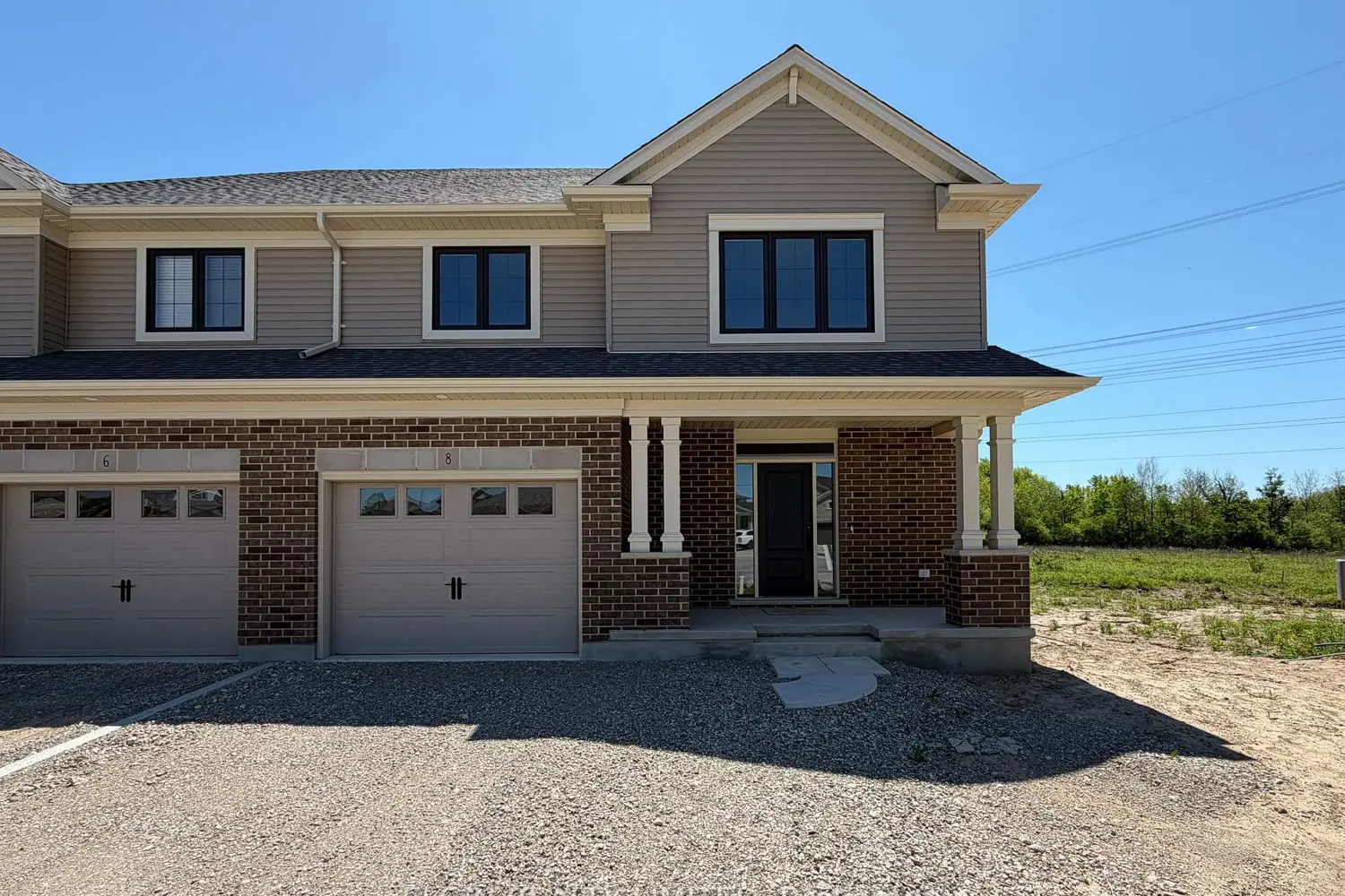 8 Columbus Court
