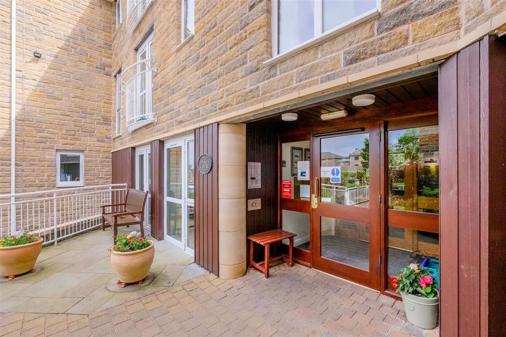Additional image 4 of 1 bed flat for saleSt. Stephens Fold, Huddersfield HD3