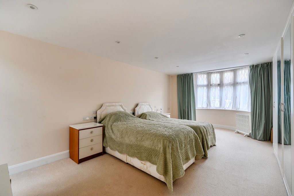 Additional image 13 of 5 bed detached house for saleEwell Downs Road, Epsom KT17