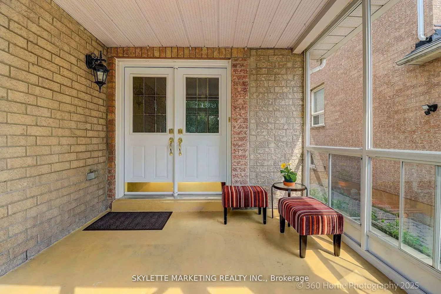199 Kayla Crescent photo 3