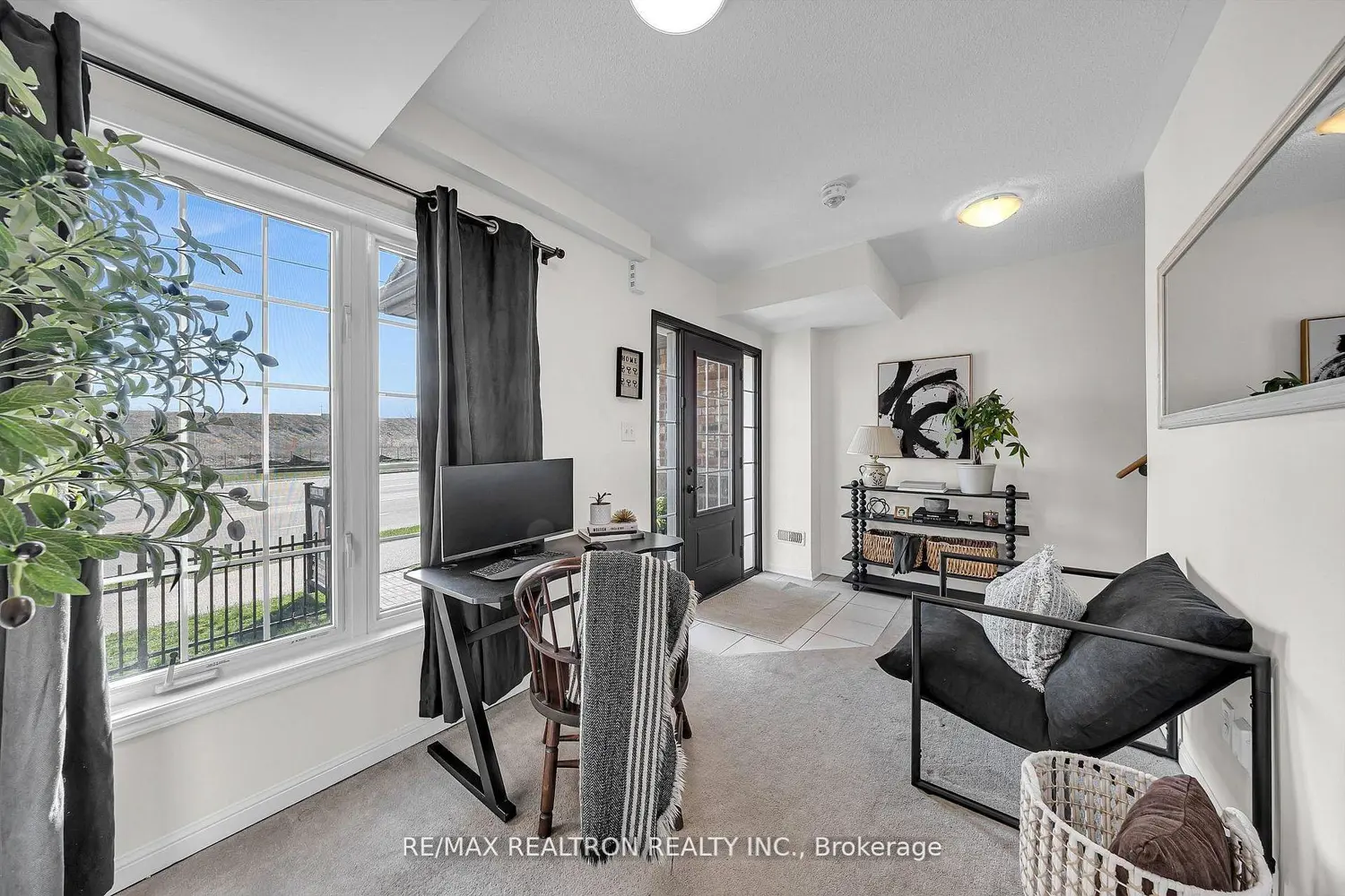 1365 Salem Road photo 3