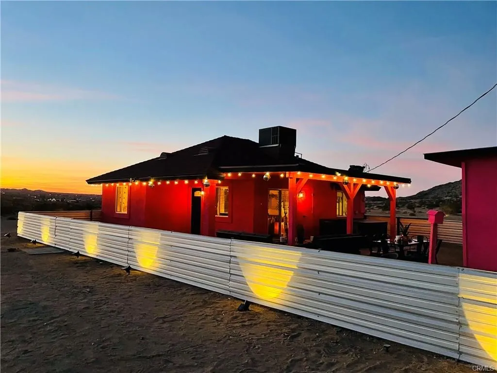 2884 Fortuna Ave, Landers, CA 92285