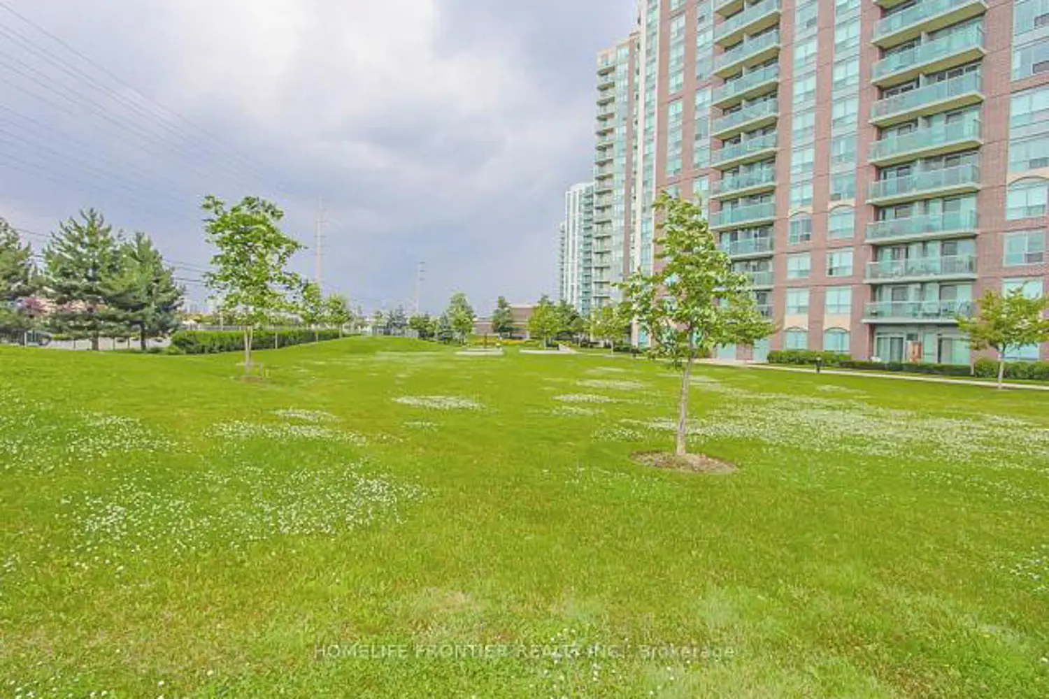Additional image 19 of 4850 Glen Erin Drive 105