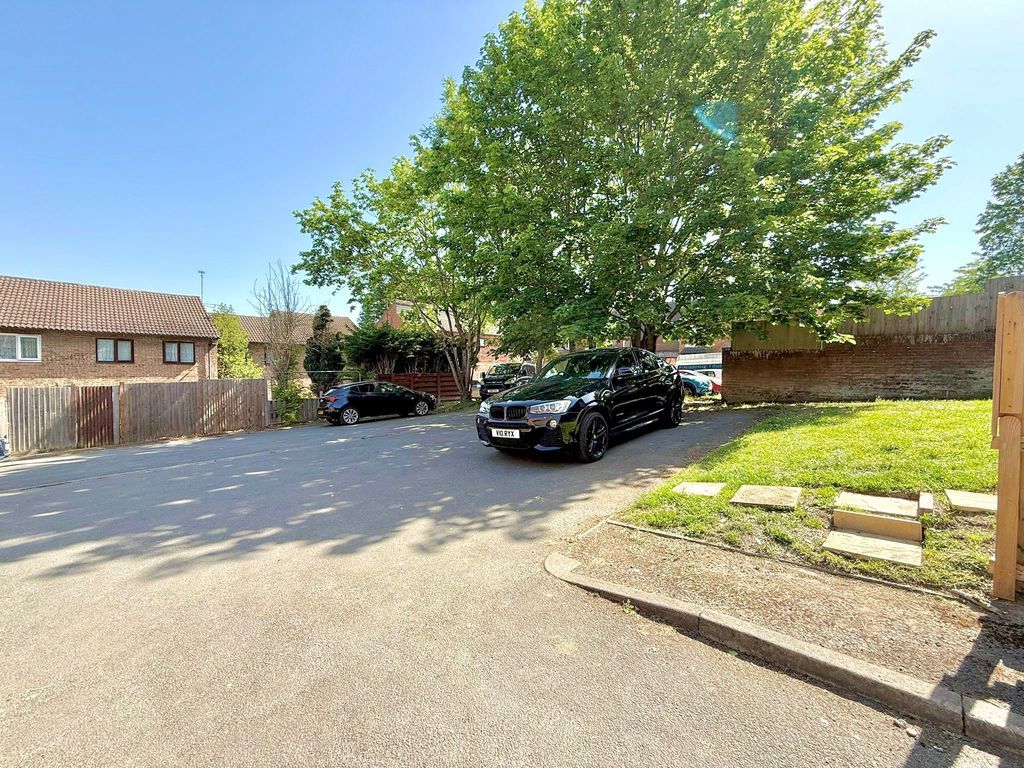 Additional image 17 of 2 bed maisonette for saleSpoondell, Dunstable LU6
