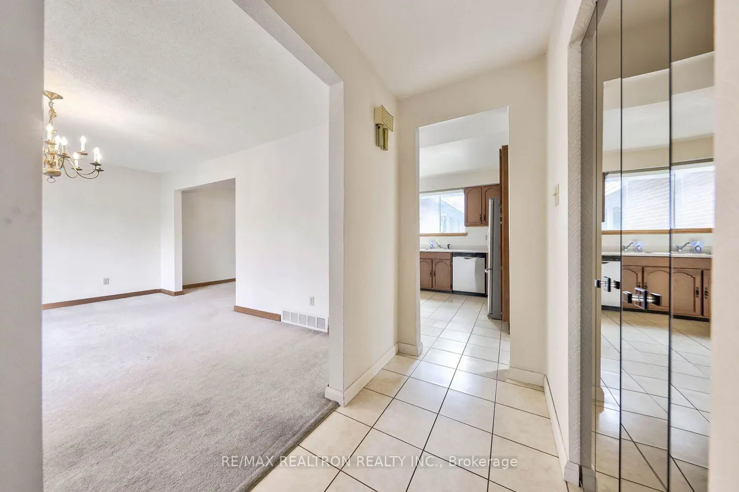 Additional image 10 of 85 Clansman Boulevard