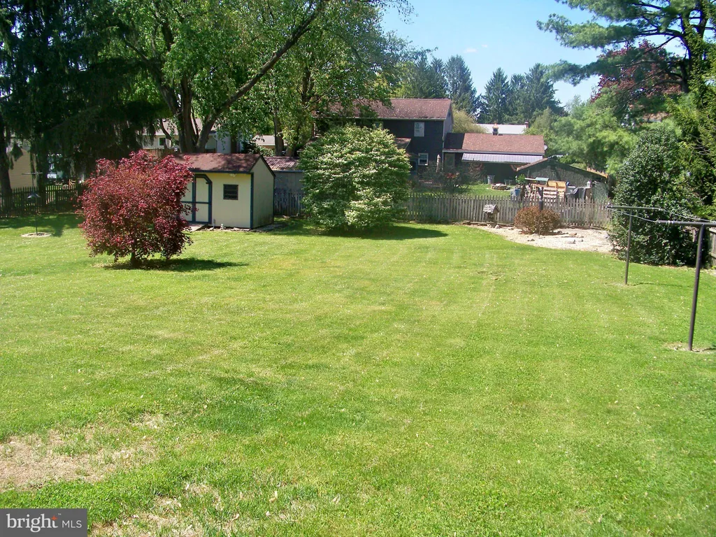 Additional image 6 of 32 Green Acre Road, Lititz, PA 17543