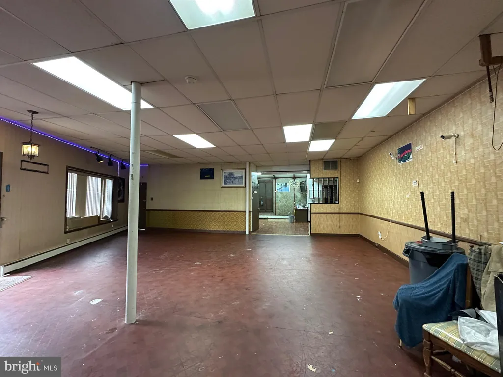 2033 W Passyunk Avenue Unit 1ST FLOOR, Philadelphia, PA 19145