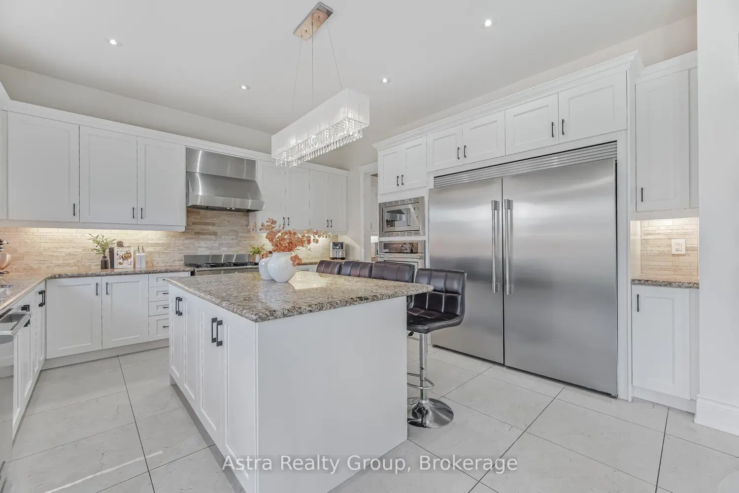 75 Virtue Crescent photo 3