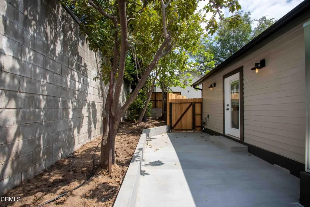 Additional image 10 of 2276 Ewing Street, Los Angeles, CA 90039