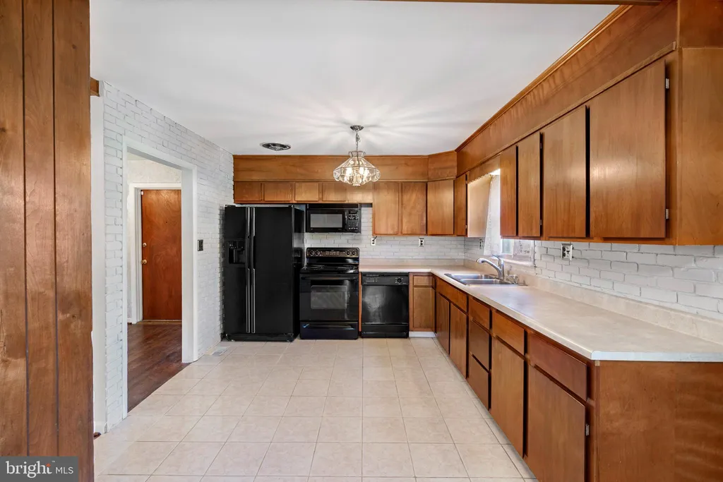 Additional image 14 of 355 Pointfield Drive, Harpers Ferry, WV 25425