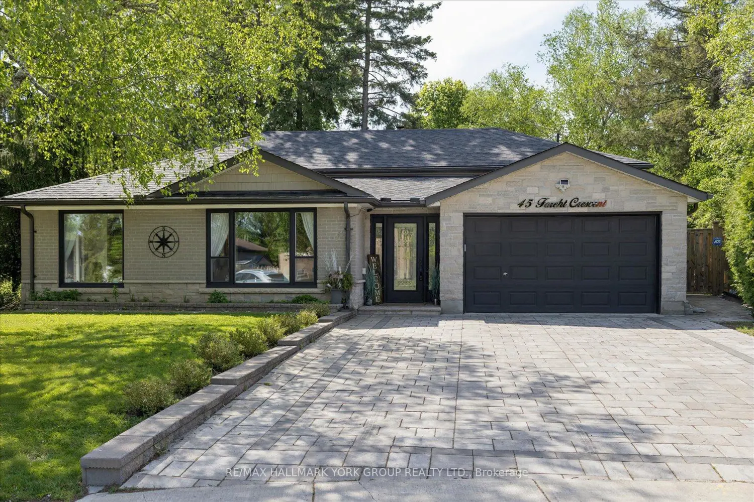 45 Foreht Crescent