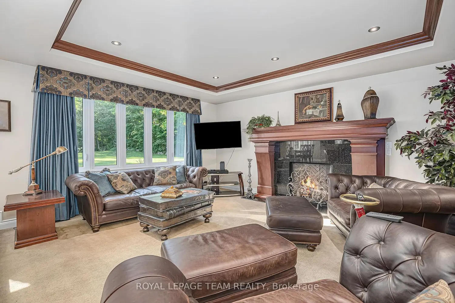105 Margaret Anne Drive photo 3