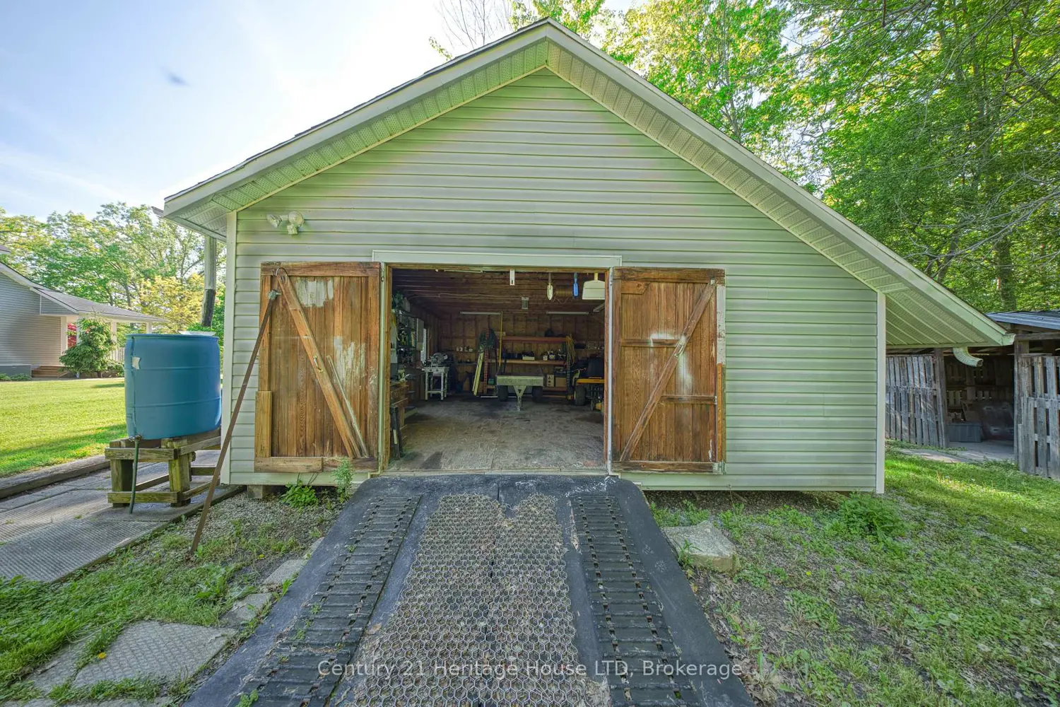 Additional image 9 of 2468 Sunset Drive