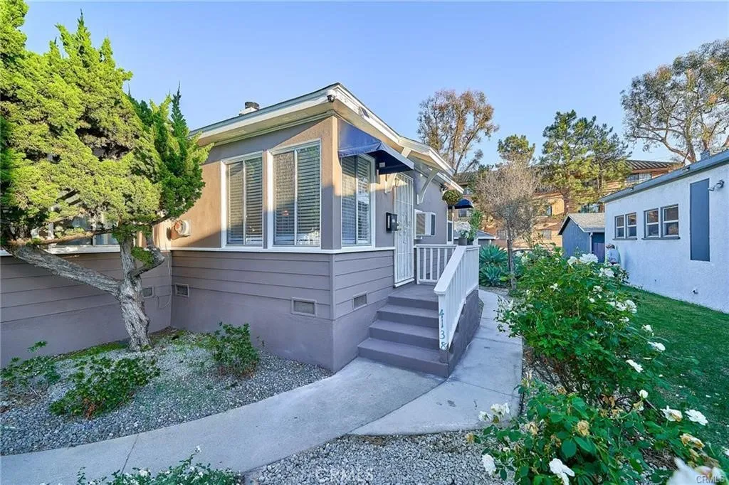 4138 E Jacinto, Long Beach, CA 90815 photo 2