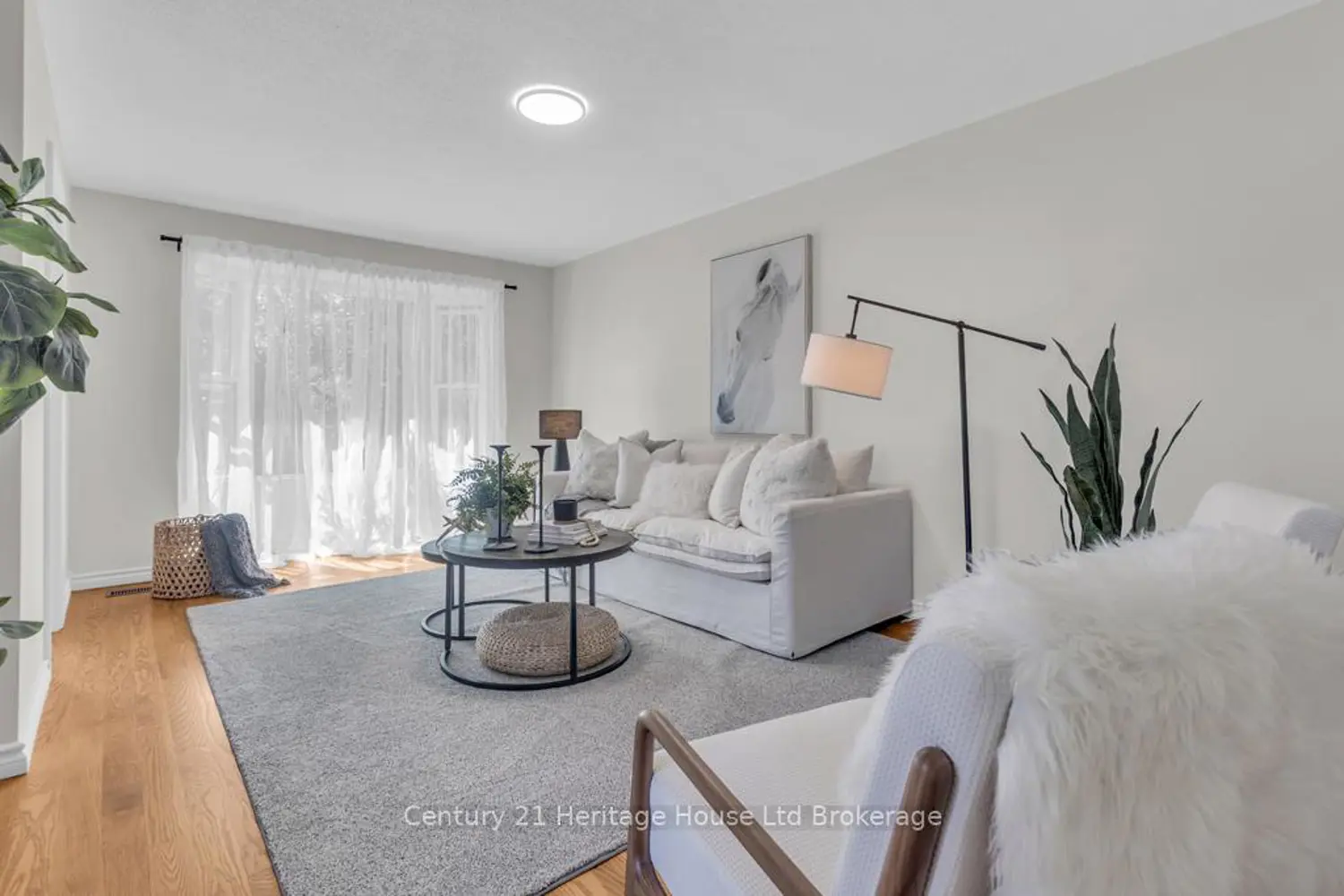 55 Denrich Avenue photo 4