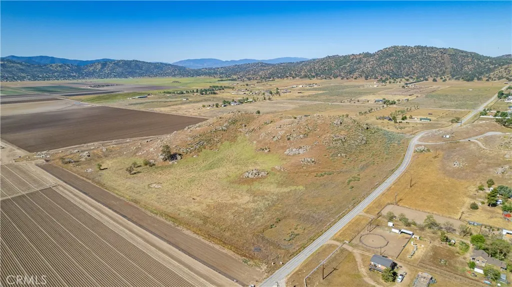Edward Street, Tehachapi, CA 93561 photo 4