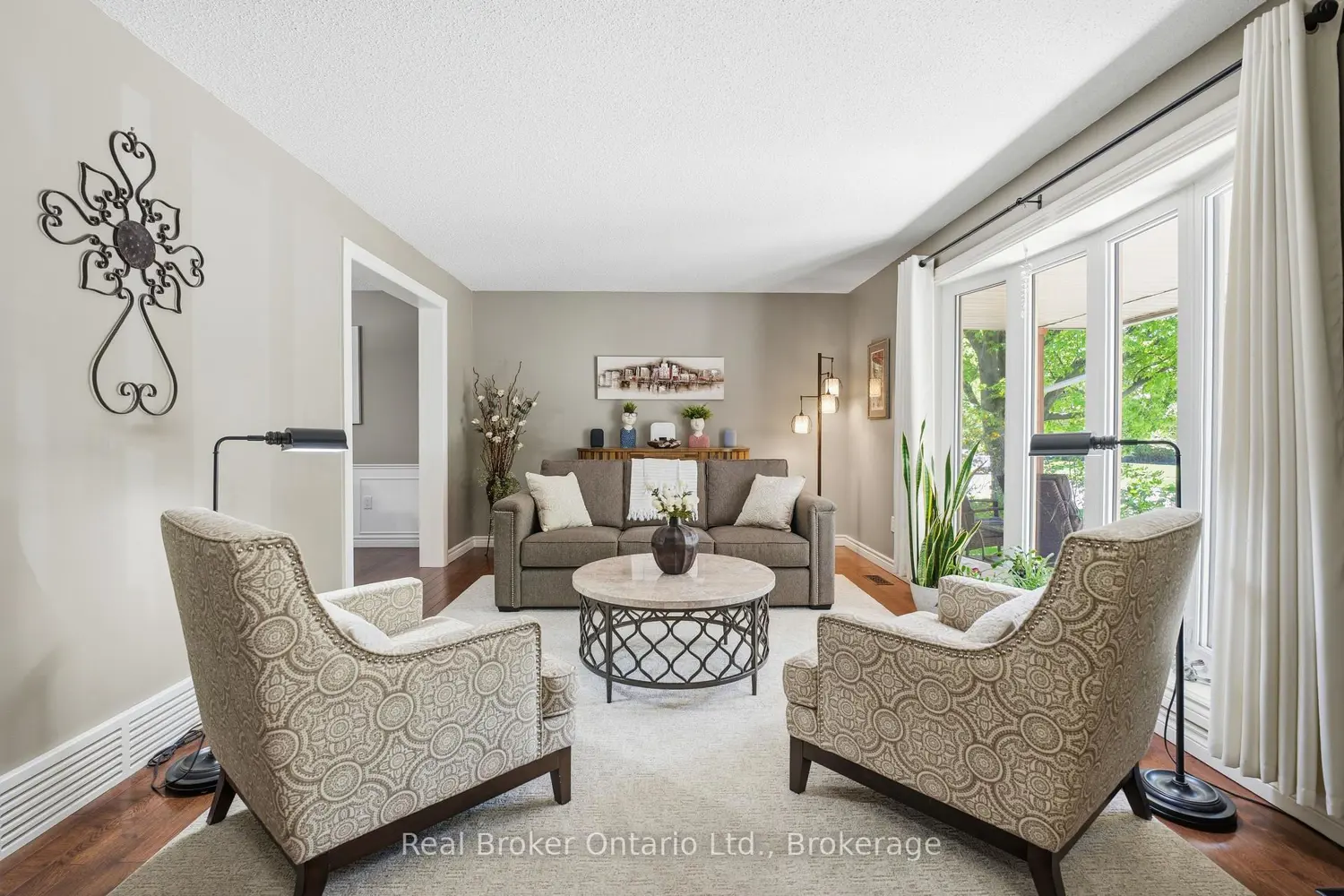 49 Greenfield Road photo 2