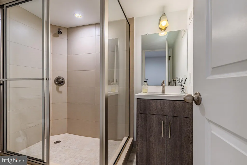 1822 Titan Street, Philadelphia, PA 19146