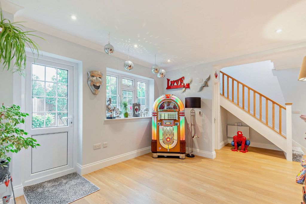 Additional image 9 of 4 bed detached house for saleBagshot Road, Englefield Green, Egham, Surrey TW20