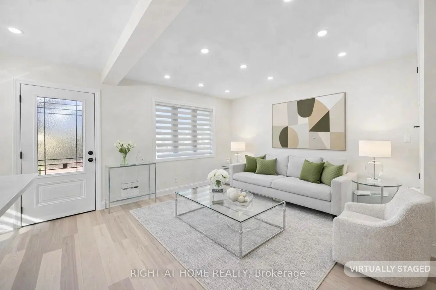 961 Victoria Park Avenue