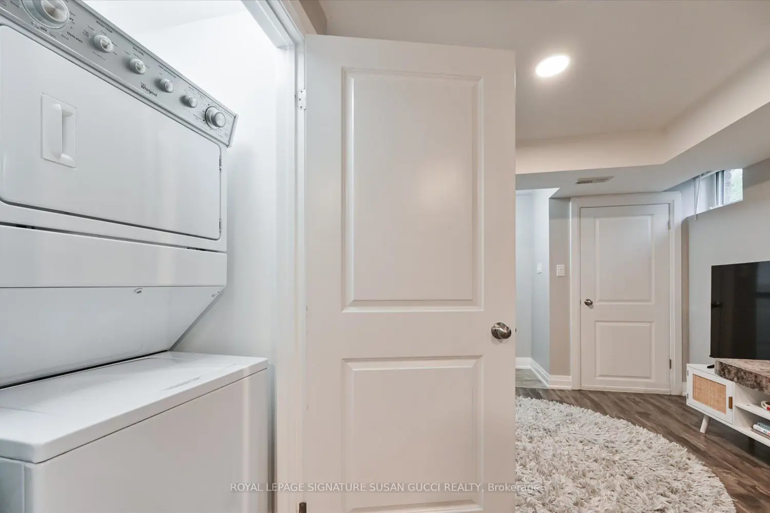 Additional image 18 of 2833 St Clair Avenue