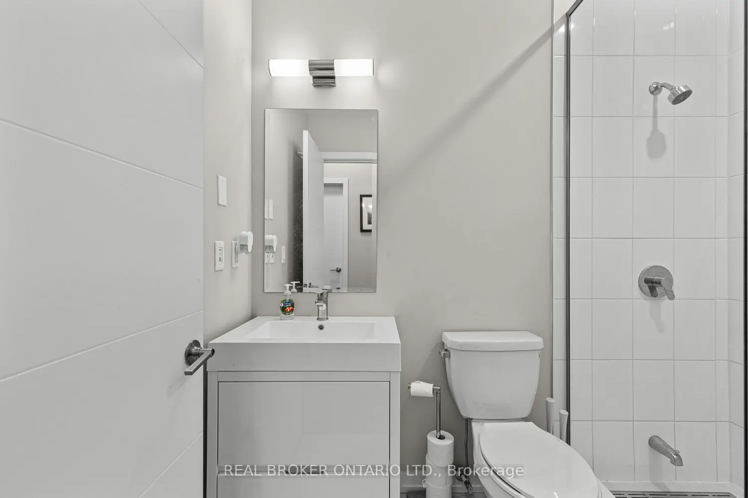 Additional image 15 of 21 Matchedash Street 204