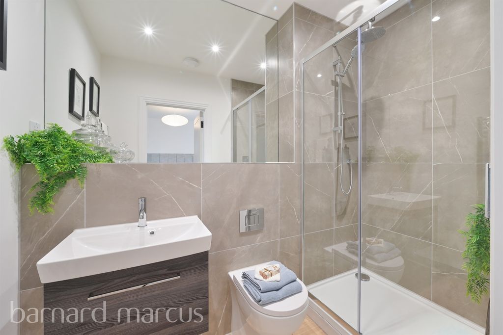 Additional image 10 of 2 bed flat for saleRuxley Lane, Epsom KT19