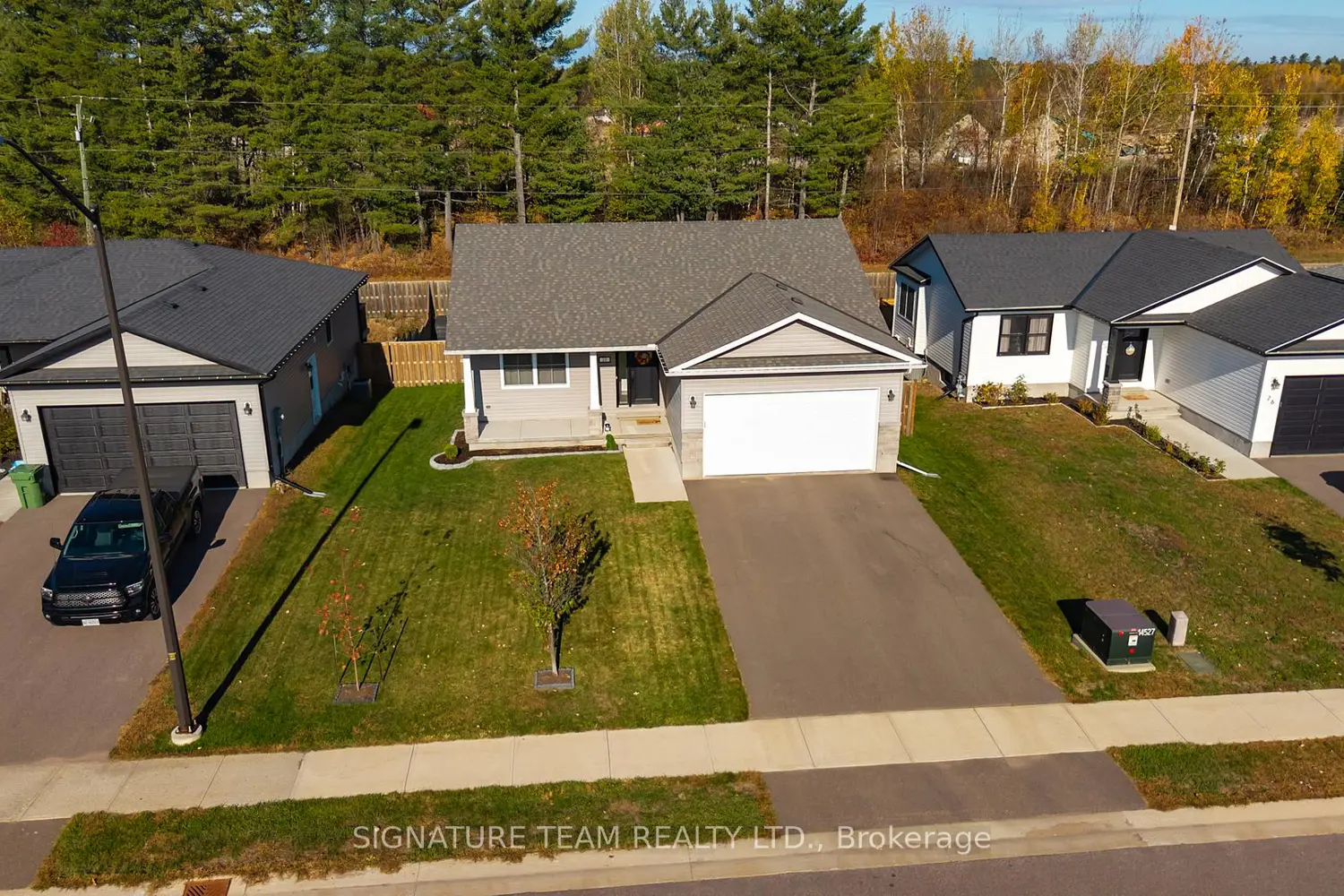28 Terrance Drive photo 2