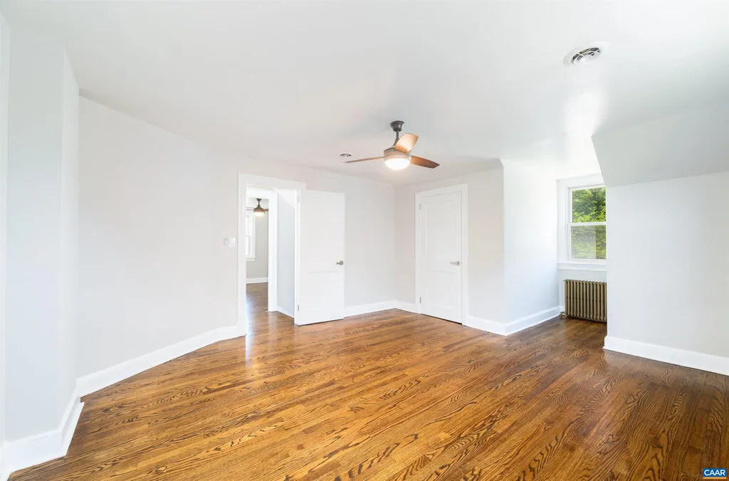 1036 Locust Ave, Charlottesville, VA 22901