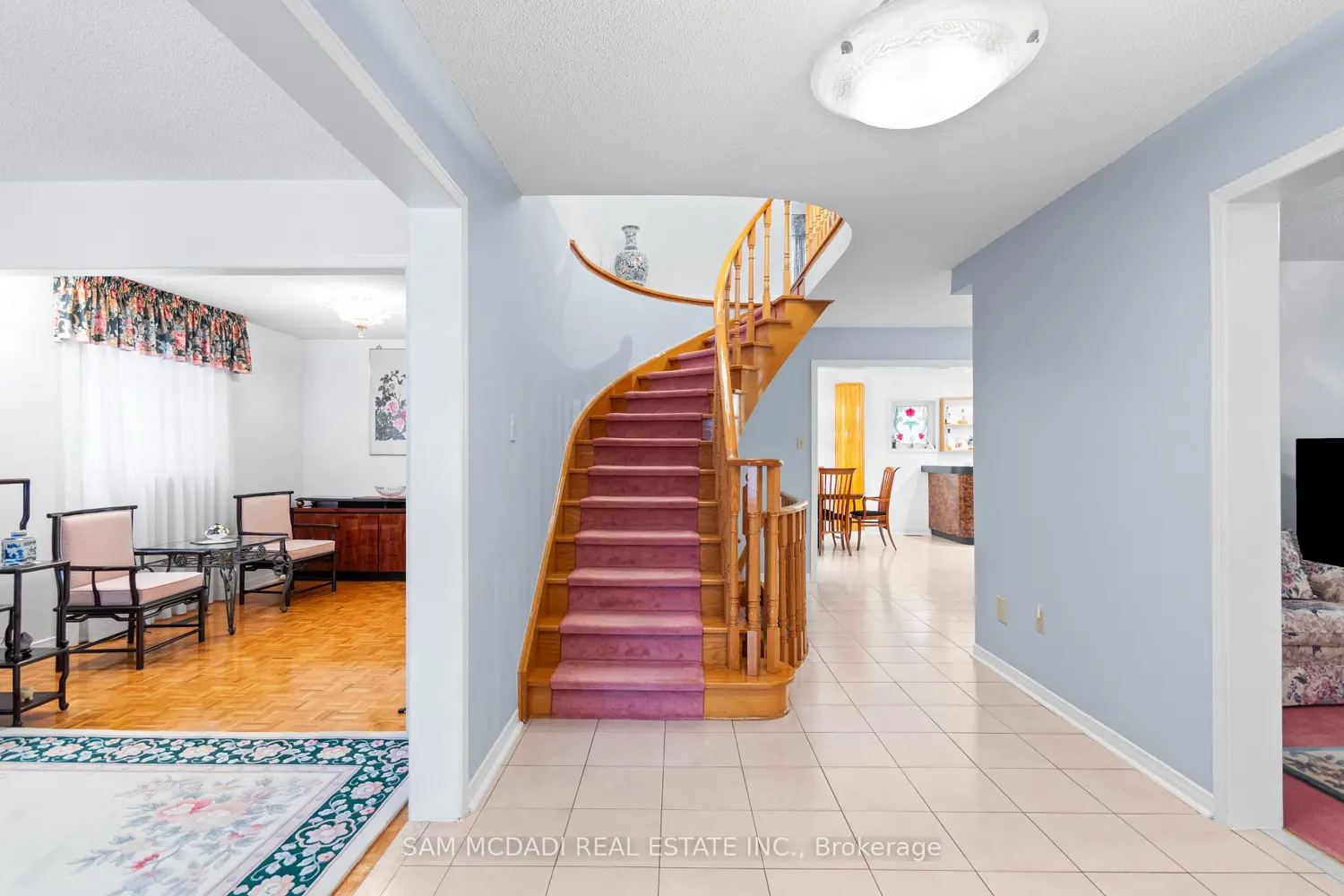 4461 Gladebrook Crescent